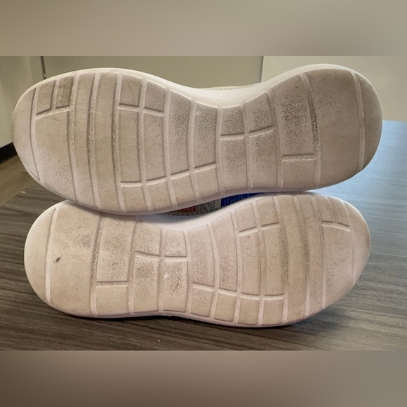 US Polo Association Women's Size 8.5 Gray And White Slip On Tennis Shoes - Picture 8 of 8